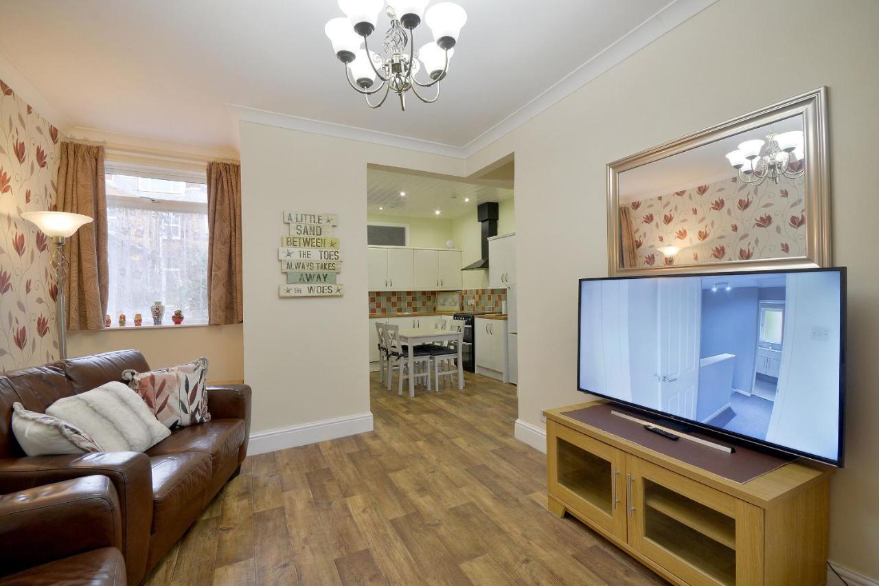 Ground Floor Apartment Up To 6 Guests With Games Chill Out Room Scarborough Luaran gambar