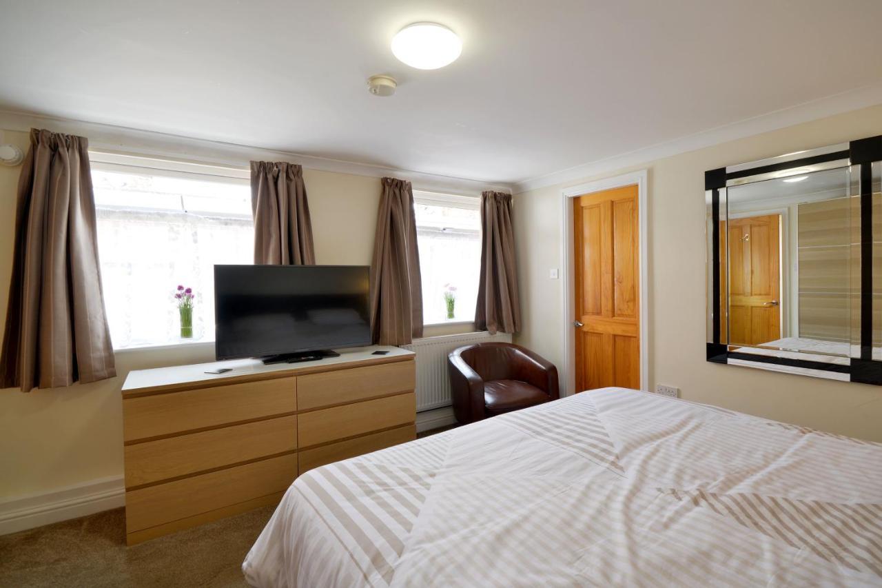 Ground Floor Apartment Up To 6 Guests With Games Chill Out Room Scarborough Luaran gambar