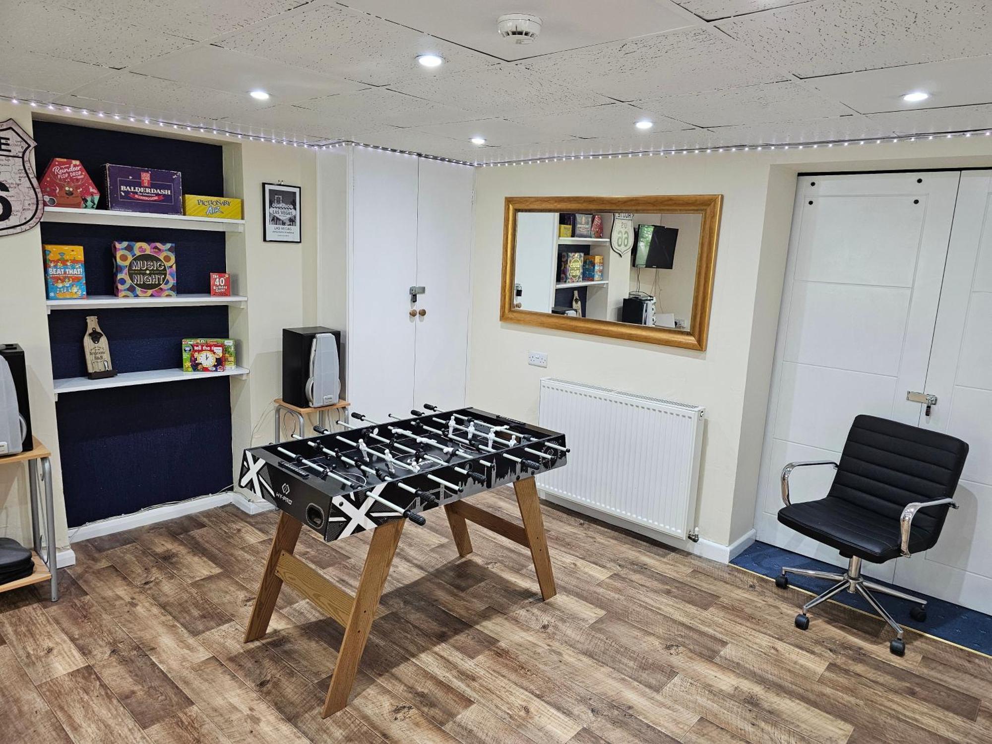 Ground Floor Apartment Up To 6 Guests With Games Chill Out Room Scarborough Luaran gambar
