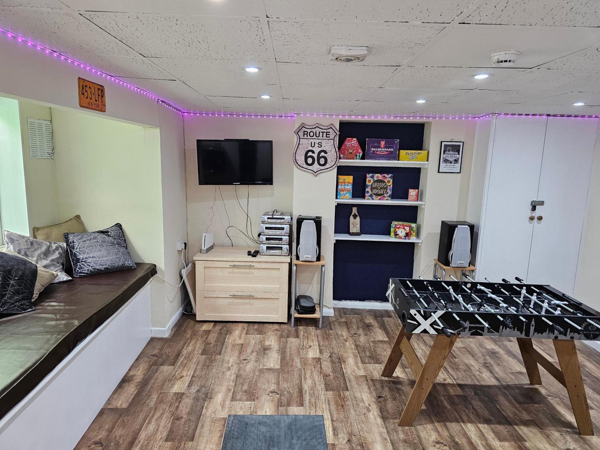 Ground Floor Apartment Up To 6 Guests With Games Chill Out Room Scarborough Luaran gambar